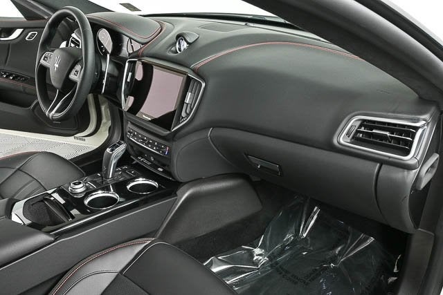 2024 Maserati Ghibli Modena