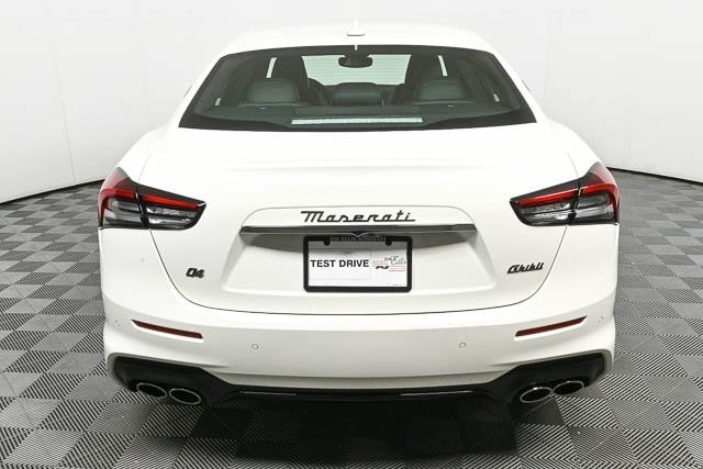 2024 Maserati Ghibli Modena