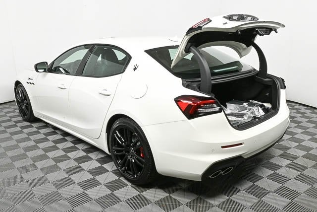 2024 Maserati Ghibli Modena