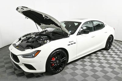 2024 Maserati Ghibli Modena