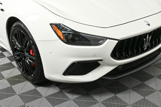 2024 Maserati Ghibli Modena