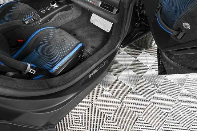 2023 Maserati MC20 Base