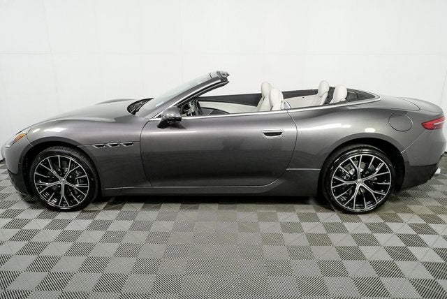 2026 Maserati GranCabrio Base