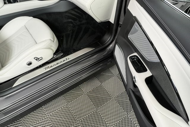 2026 Maserati GranCabrio Base