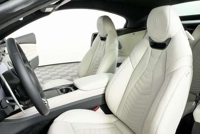 2026 Maserati GranCabrio Base