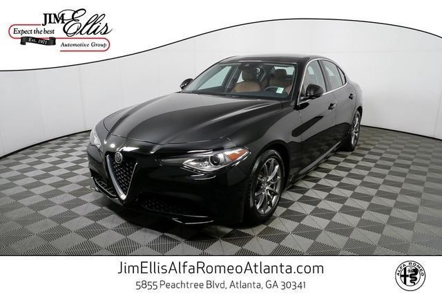 2017 Alfa Romeo Giulia Base