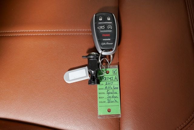 2017 Alfa Romeo Giulia Base