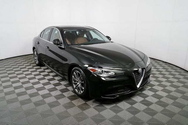 2017 Alfa Romeo Giulia Base