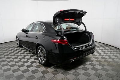 2017 Alfa Romeo Giulia Base