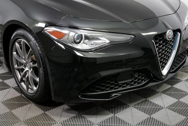 2017 Alfa Romeo Giulia Base