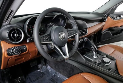 2017 Alfa Romeo Giulia Base