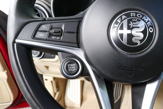 2019 Alfa Romeo Giulia Ti Lusso