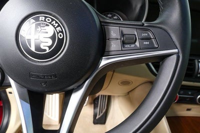 2019 Alfa Romeo Giulia Ti Lusso