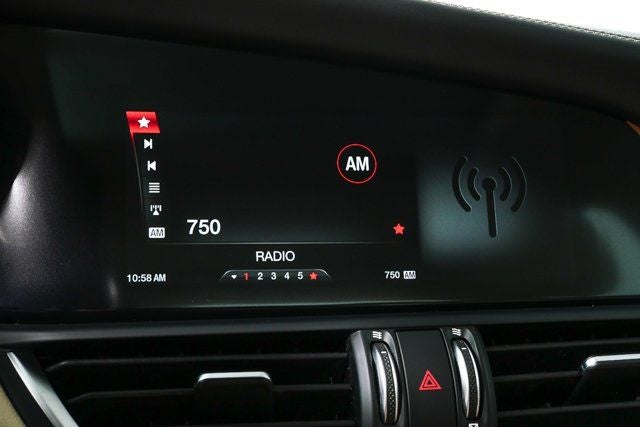 2019 Alfa Romeo Giulia Ti Lusso