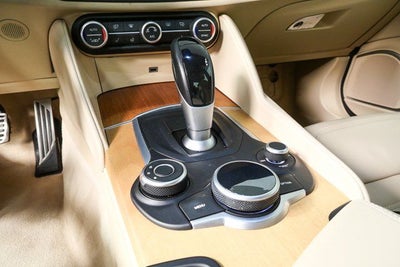 2019 Alfa Romeo Giulia Ti Lusso