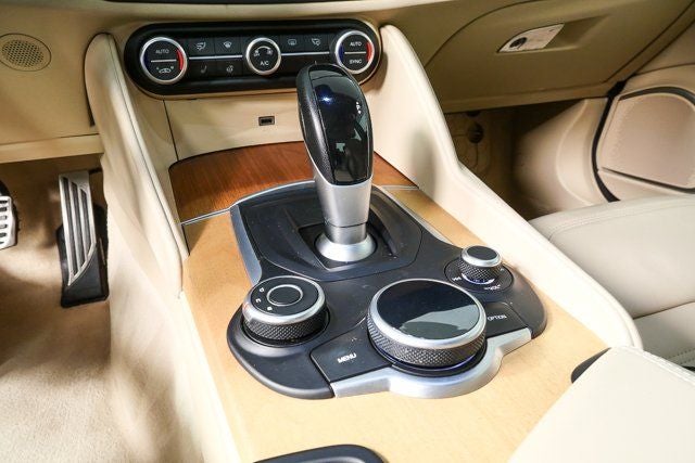 2019 Alfa Romeo Giulia Ti Lusso