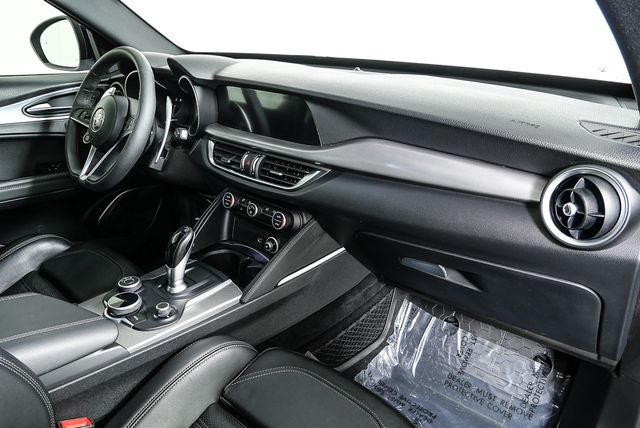 2018 Alfa Romeo Stelvio Ti