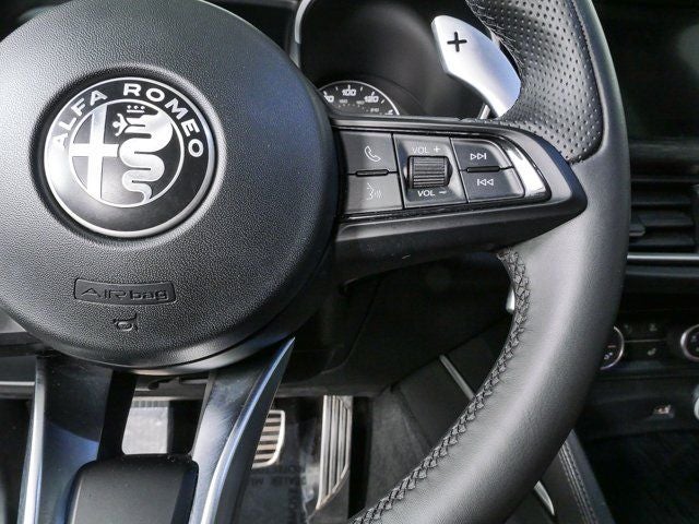 2023 Alfa Romeo Stelvio Sprint