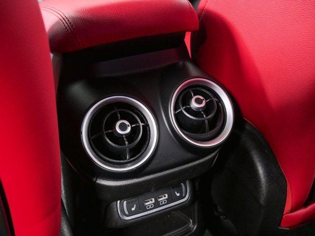 2023 Alfa Romeo Stelvio Sprint