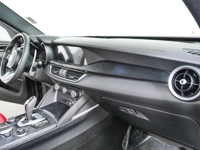 2023 Alfa Romeo Stelvio Sprint