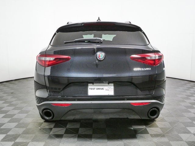 2023 Alfa Romeo Stelvio Sprint