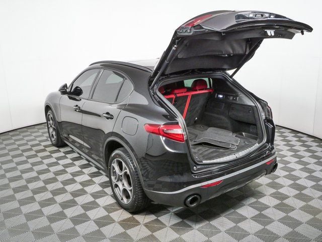 2023 Alfa Romeo Stelvio Sprint