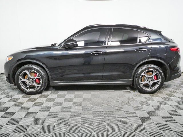 2023 Alfa Romeo Stelvio Sprint