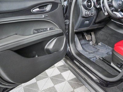 2023 Alfa Romeo Stelvio Sprint