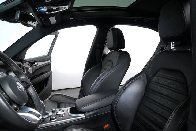 2023 Alfa Romeo Stelvio Veloce