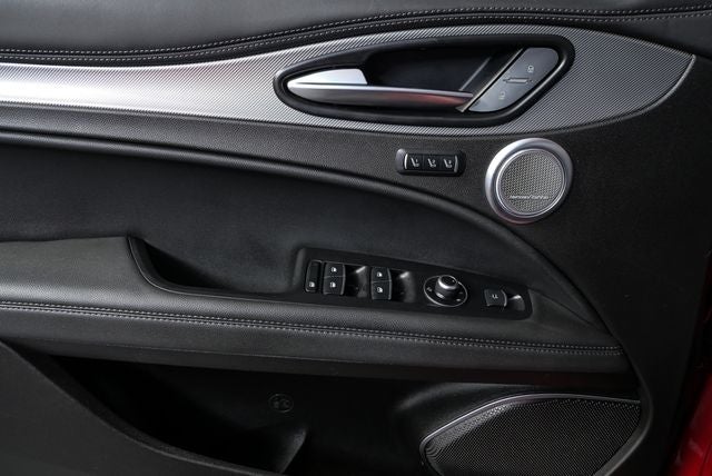 2023 Alfa Romeo Stelvio Veloce