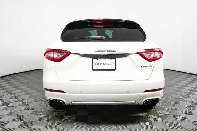 2017 Maserati Levante Base