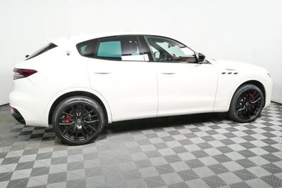 2022 Maserati Levante Modena