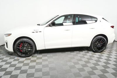 2022 Maserati Levante Modena