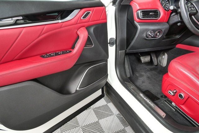 2022 Maserati Levante Modena