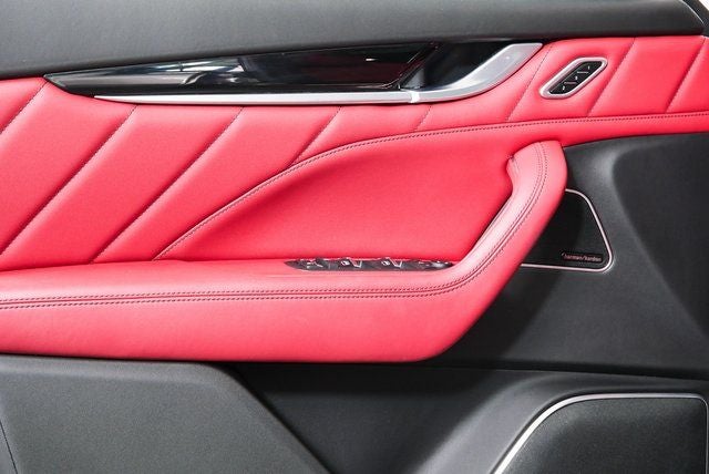 2022 Maserati Levante Modena