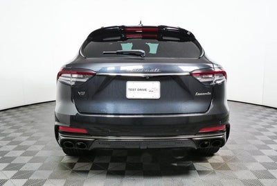 2022 Maserati Levante Trofeo