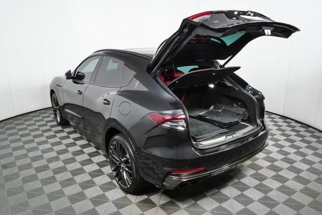 2022 Maserati Levante Trofeo