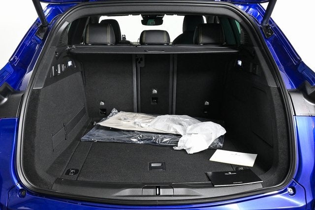 2025 Maserati Grecale Base