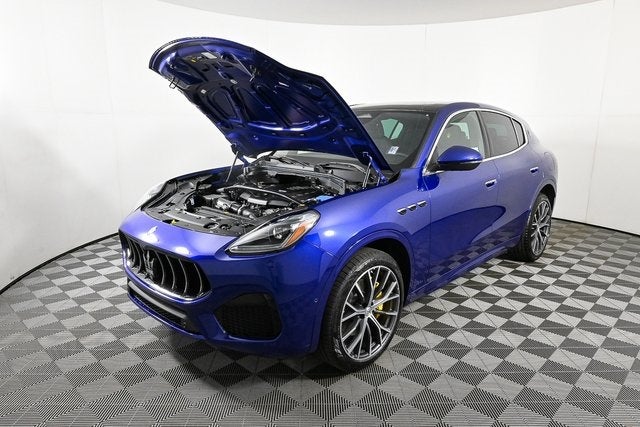 2025 Maserati Grecale Base