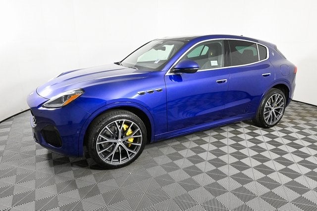 2025 Maserati Grecale Base