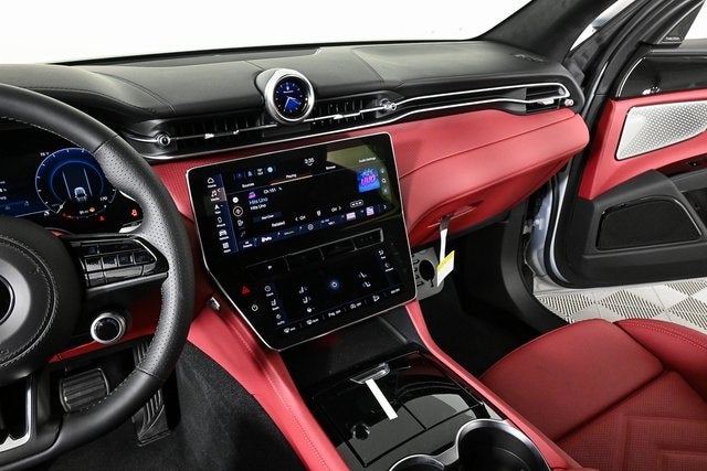 2025 Maserati Grecale Base