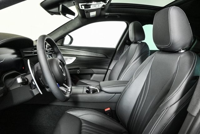 2025 Maserati Grecale Base