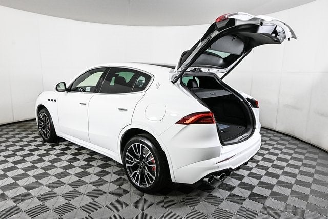 2025 Maserati Grecale Base