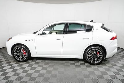 2025 Maserati Grecale Base