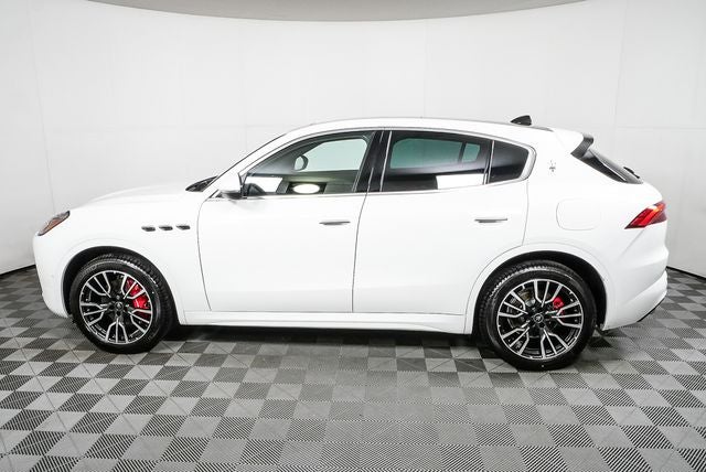 2025 Maserati Grecale Base