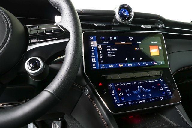 2026 Maserati Grecale Modena