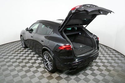 2026 Maserati Grecale Modena