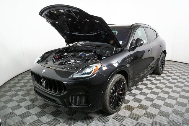 2026 Maserati Grecale Modena