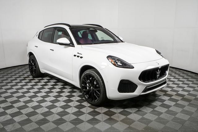 2026 Maserati Grecale Modena