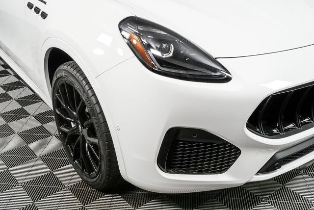 2026 Maserati Grecale Modena